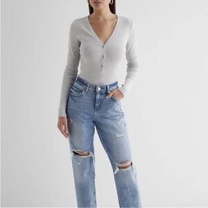 NWT Express Heather Gray Fitted Ribbed V-neck Henley Bodysuit Top Womens Size S